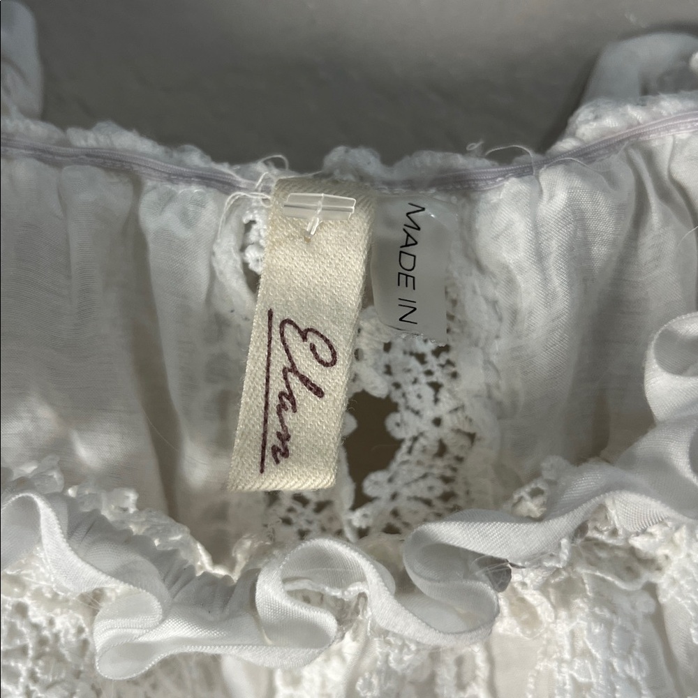 Elan Women’s White Lace-Trim Peasant Cropped Blouse  Off Shoulder Sz M Summer - Picture 3 of 8